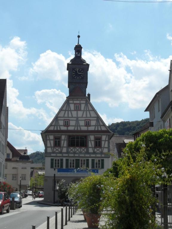 Hotel Gasthof Zum Engel - Gaestehaus Кюнцельзау Экстерьер фото